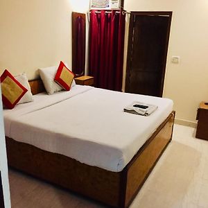 Hotel Sherawat Inn
